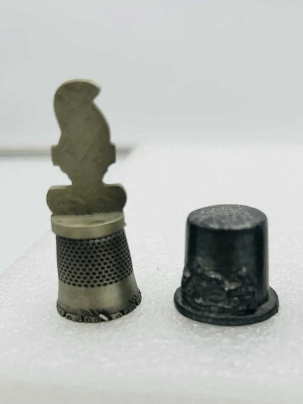 N/A vintage thimbles